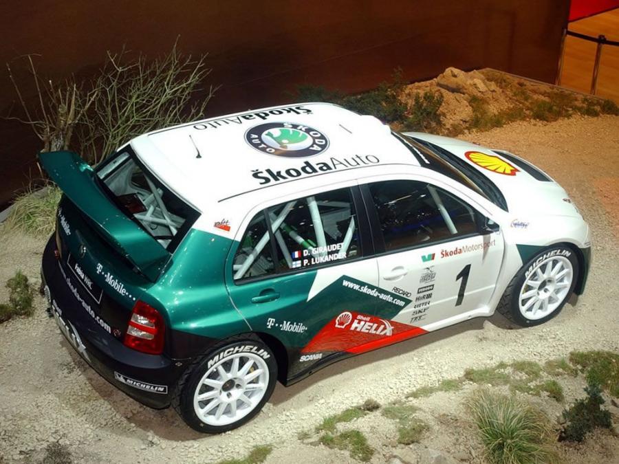  Skoda Fabia WRC 2005 года  (фото 2 из 14)